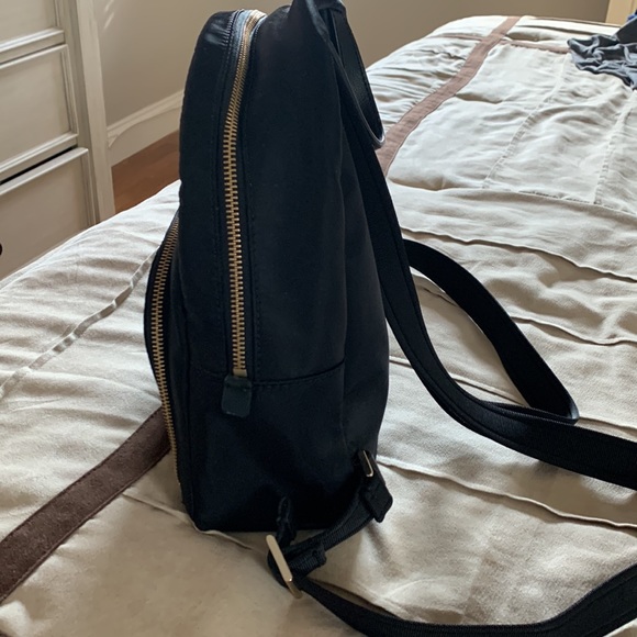Like new condition Kate spade small/medium backpack - Picture 5 of 6